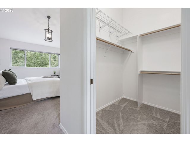 11010 Sw ESCHMAN Way, Tigard, OR 97223