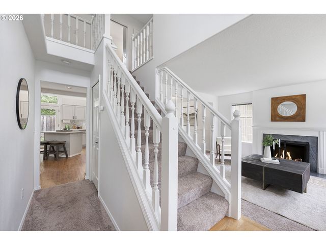 11010 Sw ESCHMAN Way, Tigard, OR 97223