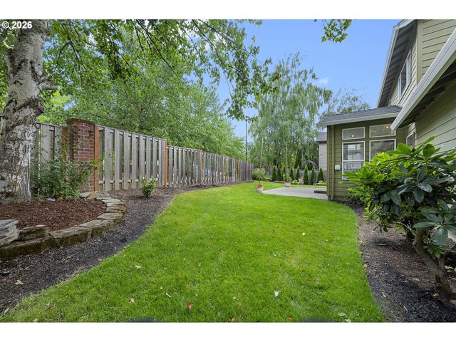 11010 Sw ESCHMAN Way, Tigard, OR 97223