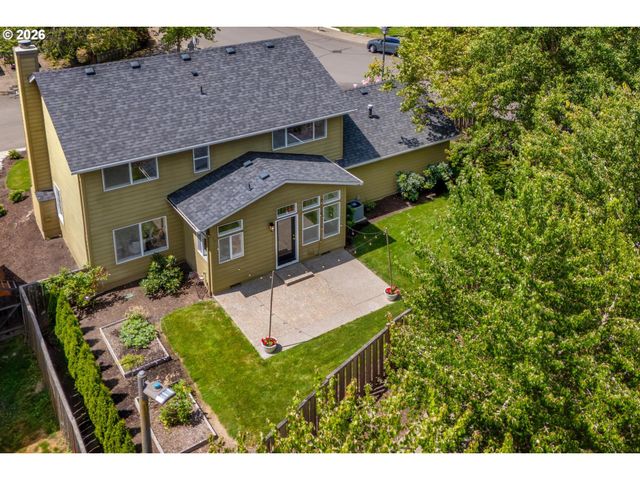 11010 Sw ESCHMAN Way, Tigard, OR 97223