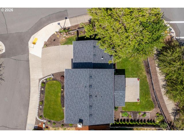 11010 Sw ESCHMAN Way, Tigard, OR 97223