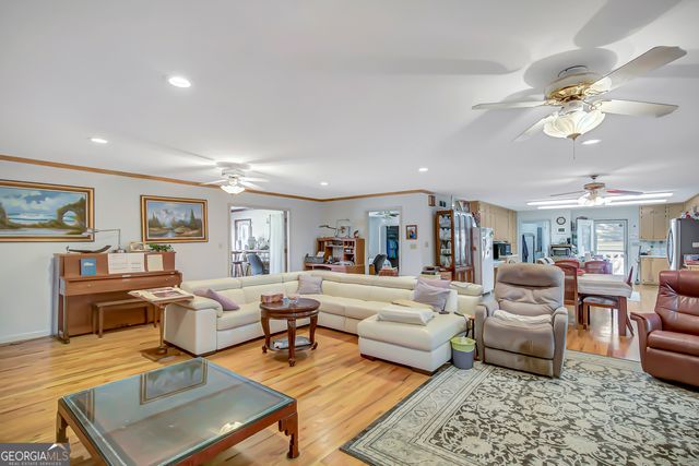 377 Dogwood Trail, Tyrone, GA 30290