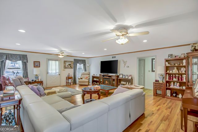 377 Dogwood Trail, Tyrone, GA 30290