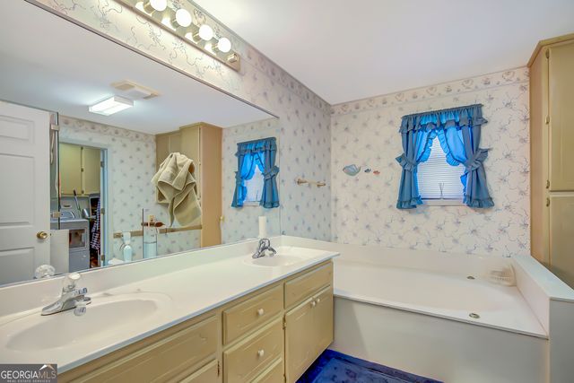 377 Dogwood Trail, Tyrone, GA 30290