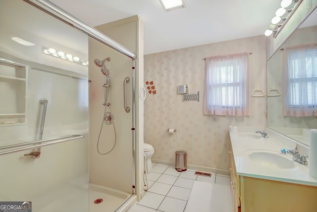 377 Dogwood Trail, Tyrone, GA 30290