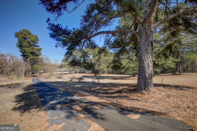 377 Dogwood Trail, Tyrone, GA 30290