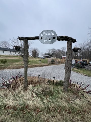 75 New Harmony Rd, Lafayette, TN 37083