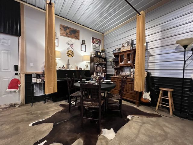 75 New Harmony Rd, Lafayette, TN 37083