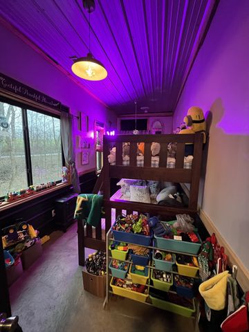 75 New Harmony Rd, Lafayette, TN 37083