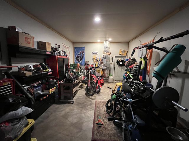 75 New Harmony Rd, Lafayette, TN 37083