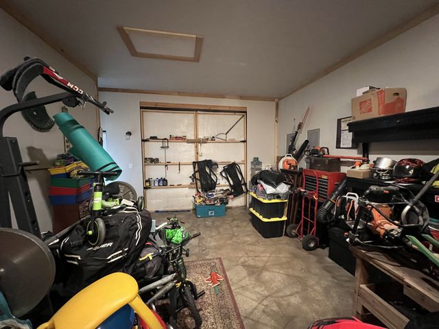 75 New Harmony Rd, Lafayette, TN 37083