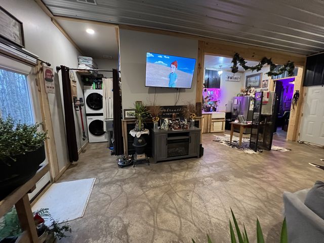 75 New Harmony Rd, Lafayette, TN 37083