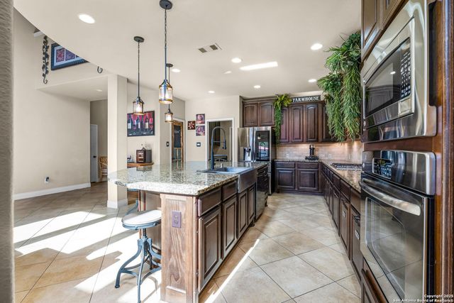 2351 Oak Crossing, New Braunfels, TX 78132