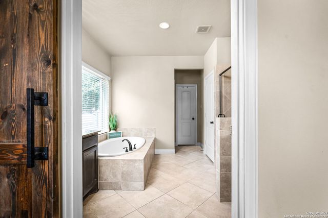 2351 Oak Crossing, New Braunfels, TX 78132