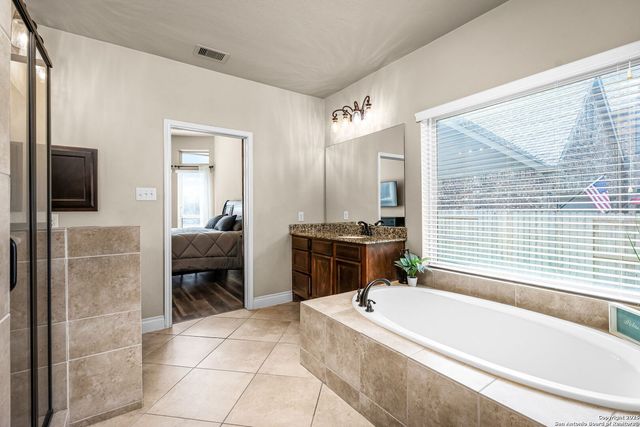 2351 Oak Crossing, New Braunfels, TX 78132