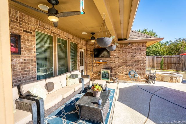 2351 Oak Crossing, New Braunfels, TX 78132