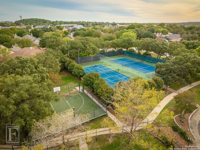 2351 Oak Crossing, New Braunfels, TX 78132