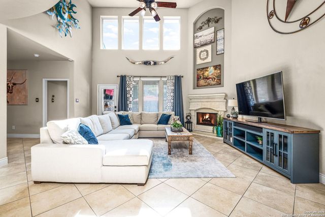 2351 Oak Crossing, New Braunfels, TX 78132