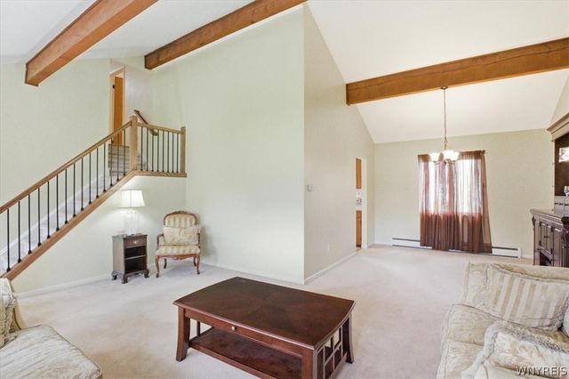 77 Willow Lane, Amherst, NY 14228