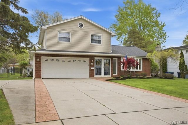 77 Willow Lane, Amherst, NY 14228