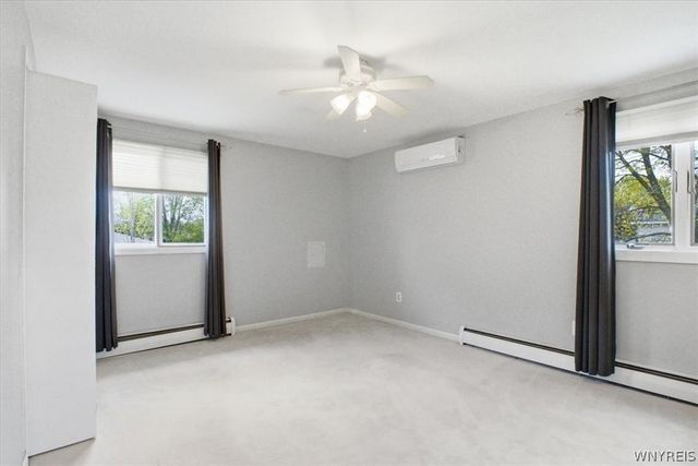 77 Willow Lane, Amherst, NY 14228