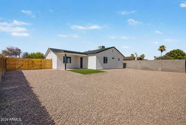 641 W EMERALD Avenue, Mesa, AZ 85210