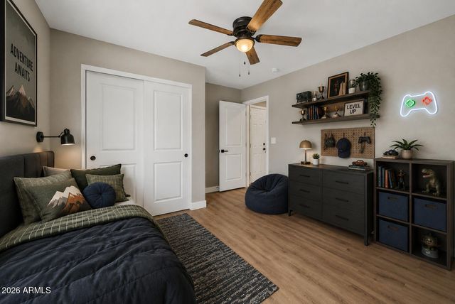 641 W EMERALD Avenue, Mesa, AZ 85210