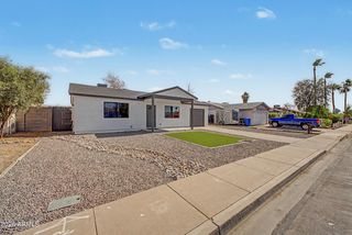 641 W EMERALD Avenue, Mesa, AZ 85210