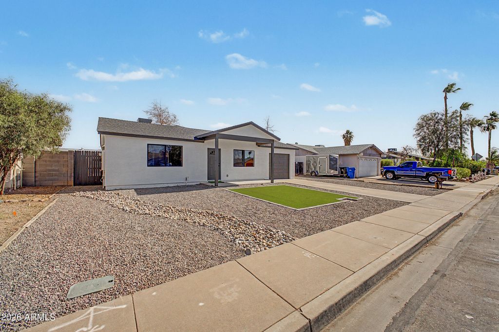 641 W EMERALD Avenue, Mesa, AZ 85210 — photo 3