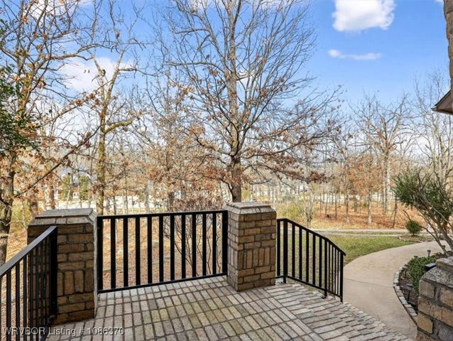 4711 Oak Hollow Lane, Fort Smith, AR 72903