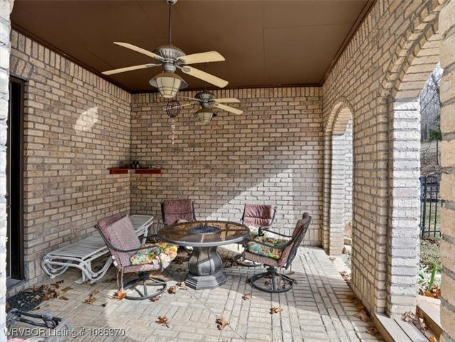 4711 Oak Hollow Lane, Fort Smith, AR 72903