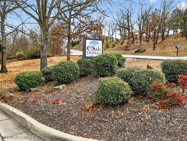 4711 Oak Hollow Lane, Fort Smith, AR 72903