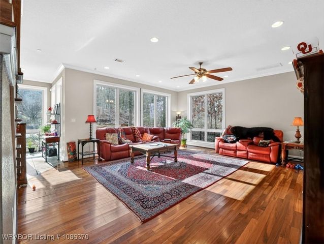 4711 Oak Hollow Lane, Fort Smith, AR 72903