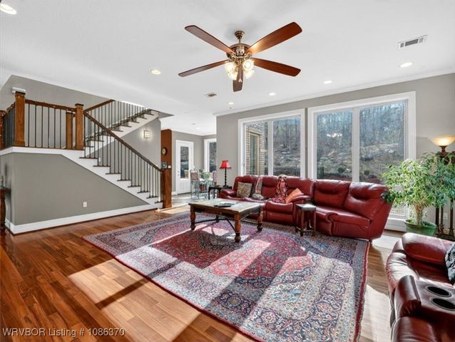 4711 Oak Hollow Lane, Fort Smith, AR 72903