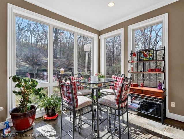 4711 Oak Hollow Lane, Fort Smith, AR 72903