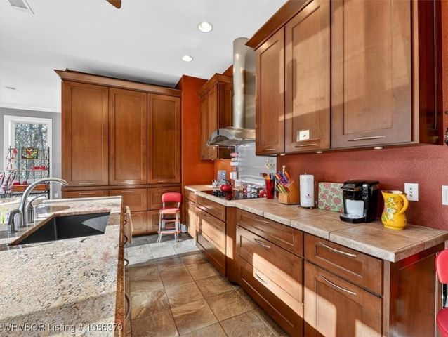 4711 Oak Hollow Lane, Fort Smith, AR 72903