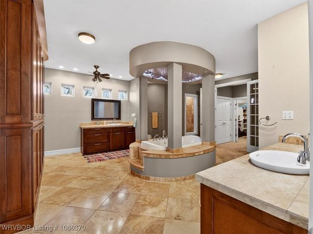 4711 Oak Hollow Lane, Fort Smith, AR 72903