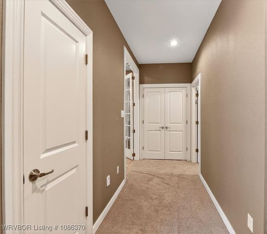 4711 Oak Hollow Lane, Fort Smith, AR 72903