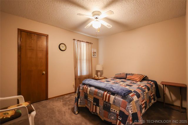 1205 E Ellis Avenue, Davis, OK 73030