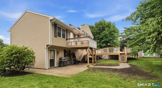 85 Geraldine Drive, Naugatuck, CT 06770