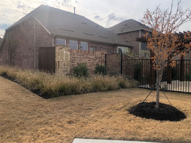 1904 Wrangler Circle, Mesquite, TX 75149