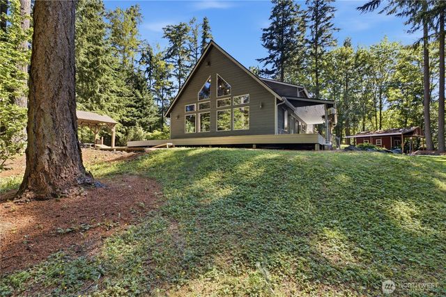 217 197th Avenue Ct E, Bonney Lake, WA 98391
