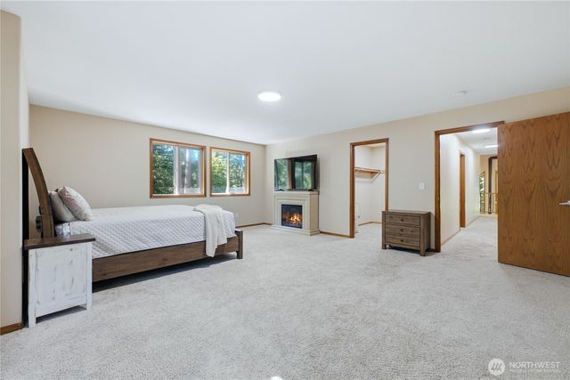 217 197th Avenue Ct E, Bonney Lake, WA 98391