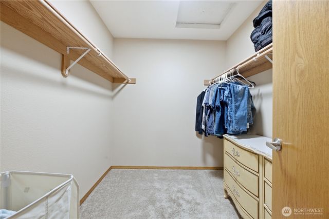 217 197th Avenue Ct E, Bonney Lake, WA 98391