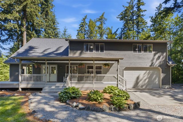 217 197th Avenue Ct E, Bonney Lake, WA 98391