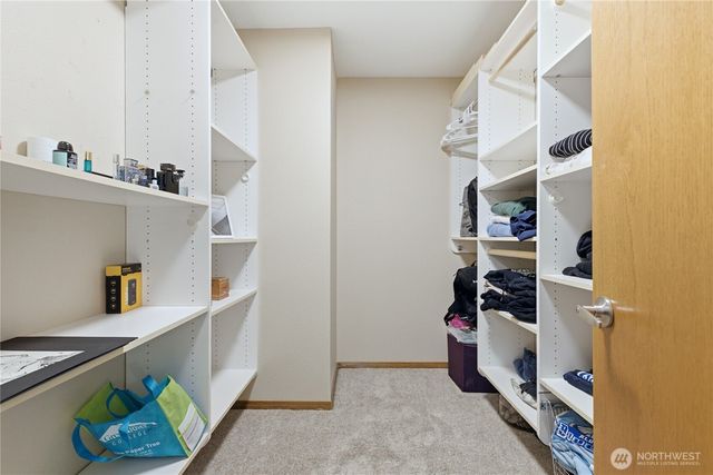 217 197th Avenue Ct E, Bonney Lake, WA 98391