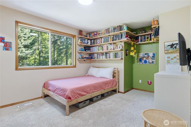 217 197th Avenue Ct E, Bonney Lake, WA 98391