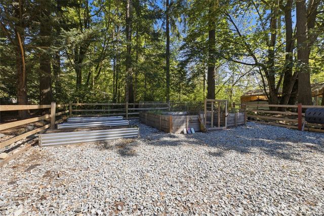 217 197th Avenue Ct E, Bonney Lake, WA 98391