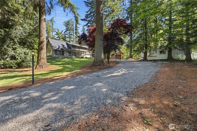 217 197th Avenue Ct E, Bonney Lake, WA 98391