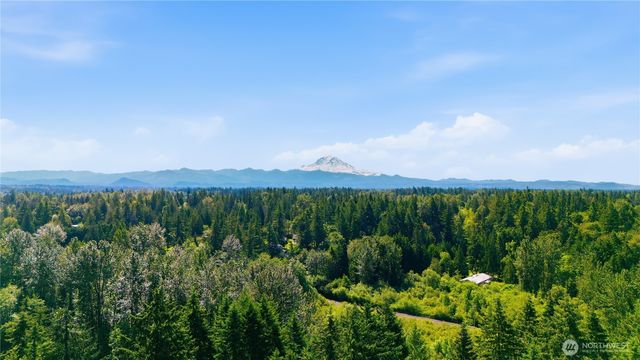 217 197th Avenue Ct E, Bonney Lake, WA 98391